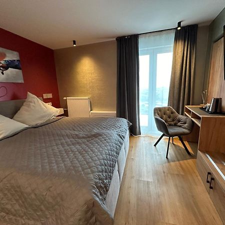 Hotel Restaurant Wuerzig In Ürzig Eksteriør billede